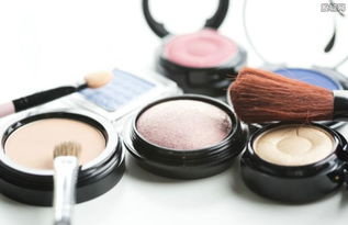 英倫風潮 從經典護膚到創新彩妝，英國美妝與衛生用品全解析